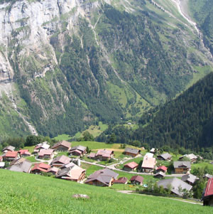 Gimmelwald above the Lauterbrunnen valley