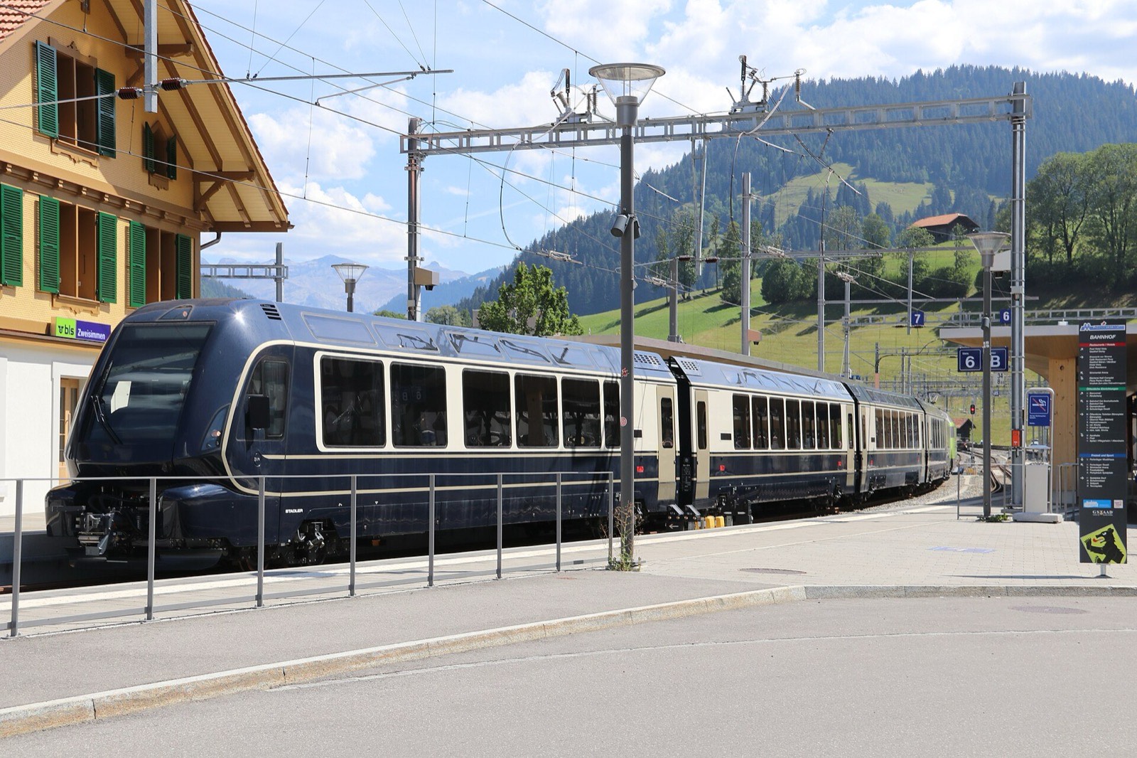 GoldenPass Express at Zweisimmen